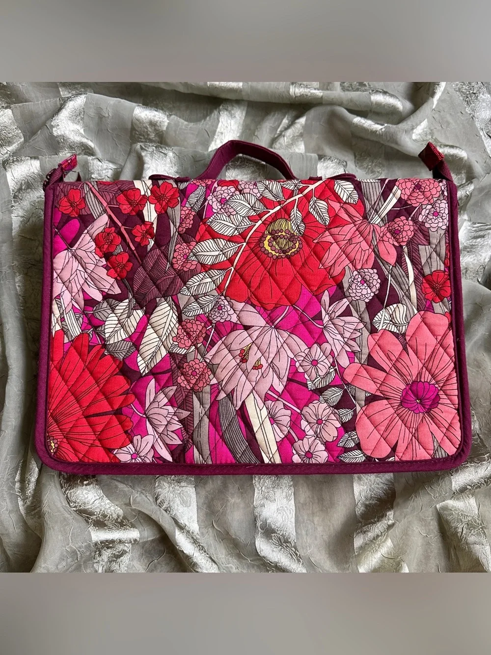 Vera Bradley Bohemian Blooms Pink and Red Floral Quilted Hanging Cosmetic Case